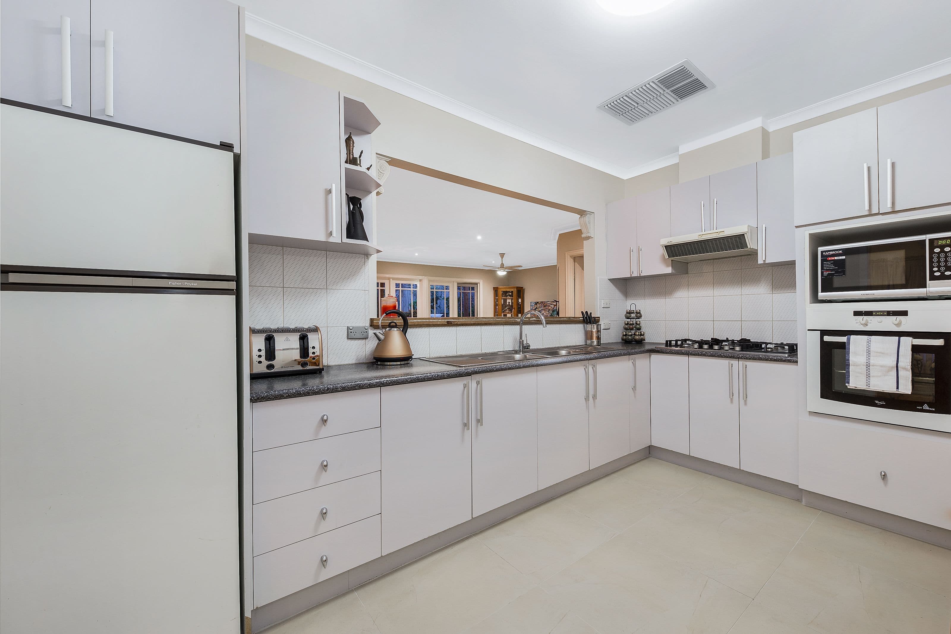 3 Simpson Drive, Mount Waverley VIC 3149, Mount Waverley - Thumbnail 6