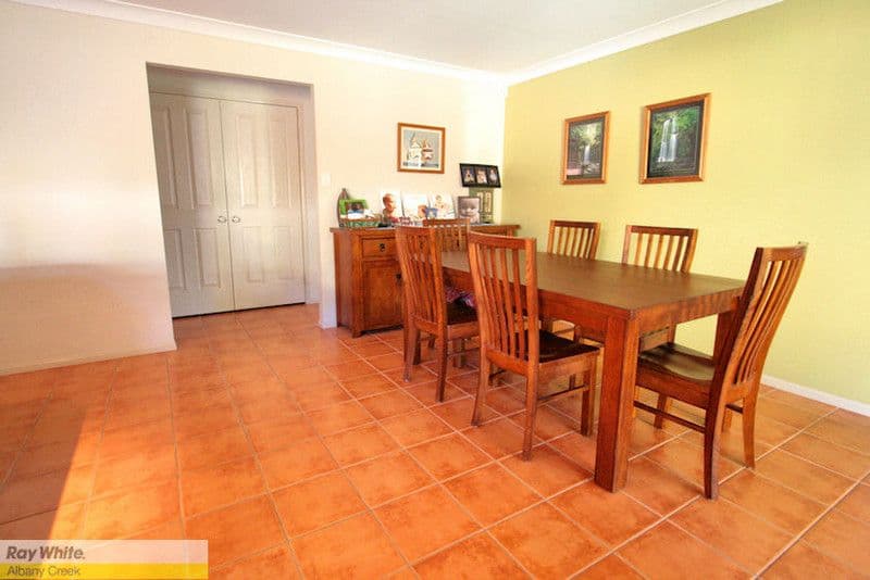 4 Heron Close, CASHMERE QLD 4500, Cashmere - Thumbnail 5