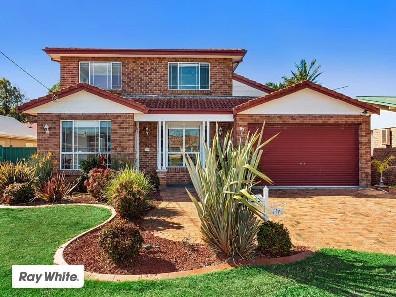 4 Cardew Street, East Ipswich QLD 4305, East Ipswich - Image 1