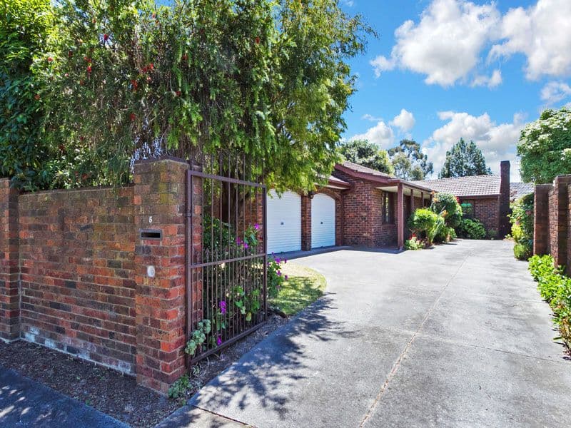 5 Colin Court, DINGLEY VILLAGE VIC 3172, Dingley Village - Image 1
