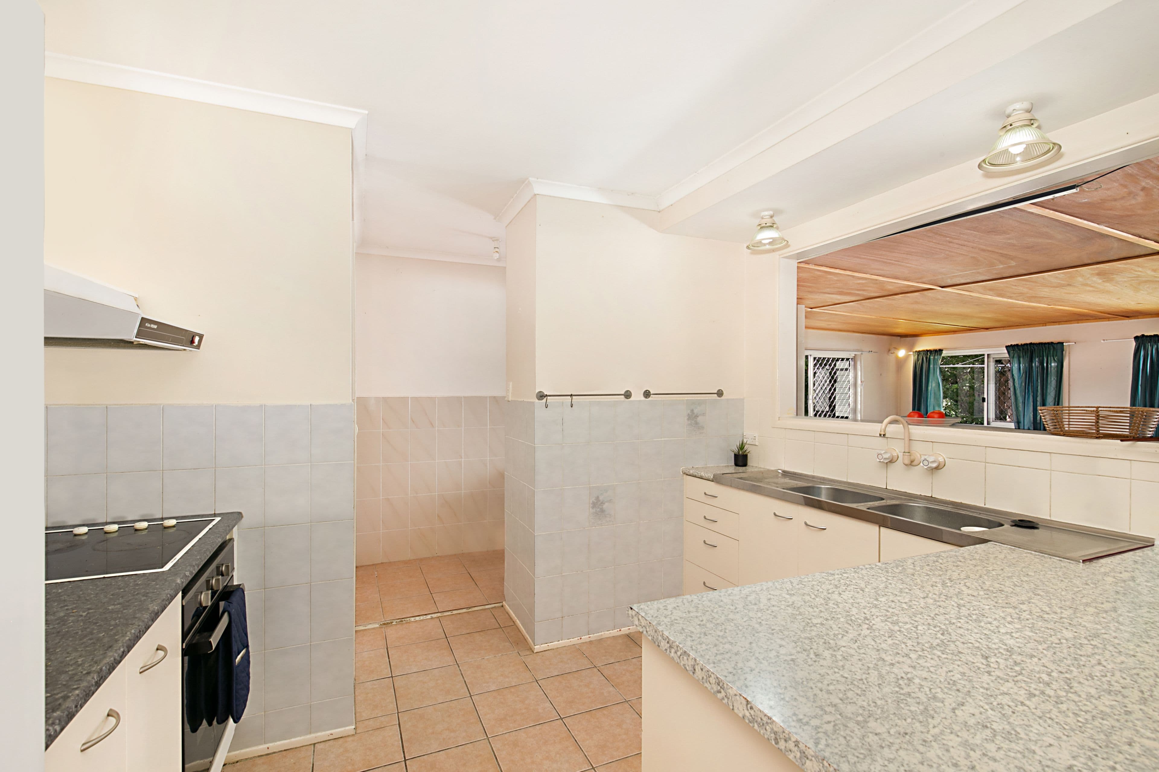 26 Surman Street, Loganlea QLD 4131, Loganlea - Thumbnail 2