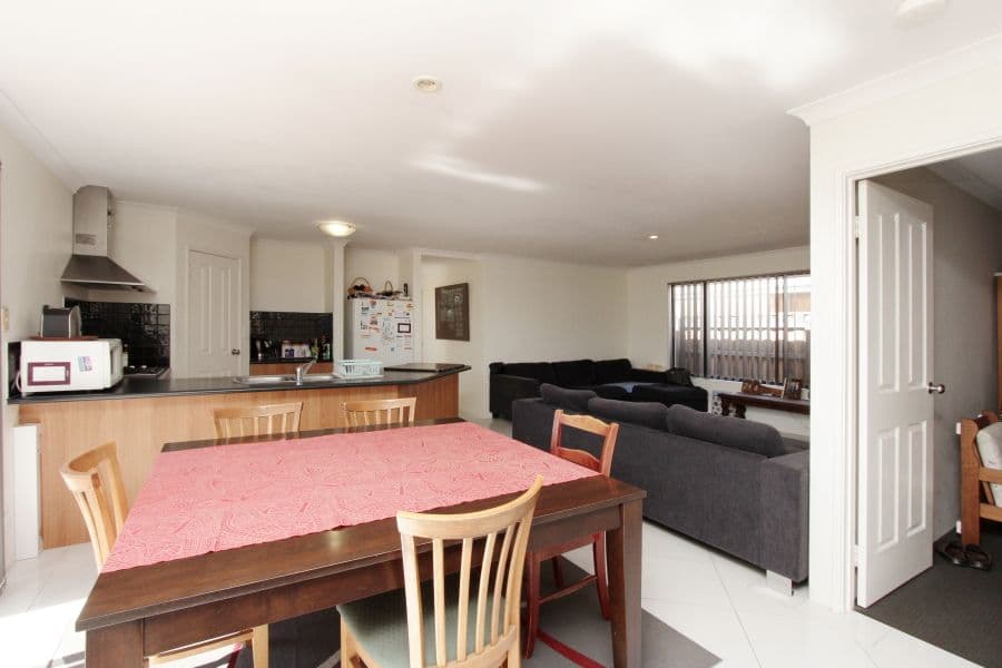 19 Strathmore Parkway, ELLENBROOK WA 6069, Ellenbrook - Thumbnail 7