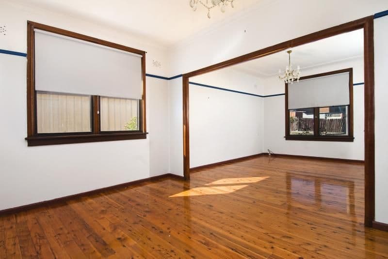 4 Melba Avenue, CHIFLEY NSW 2036, Chifley - Thumbnail 2