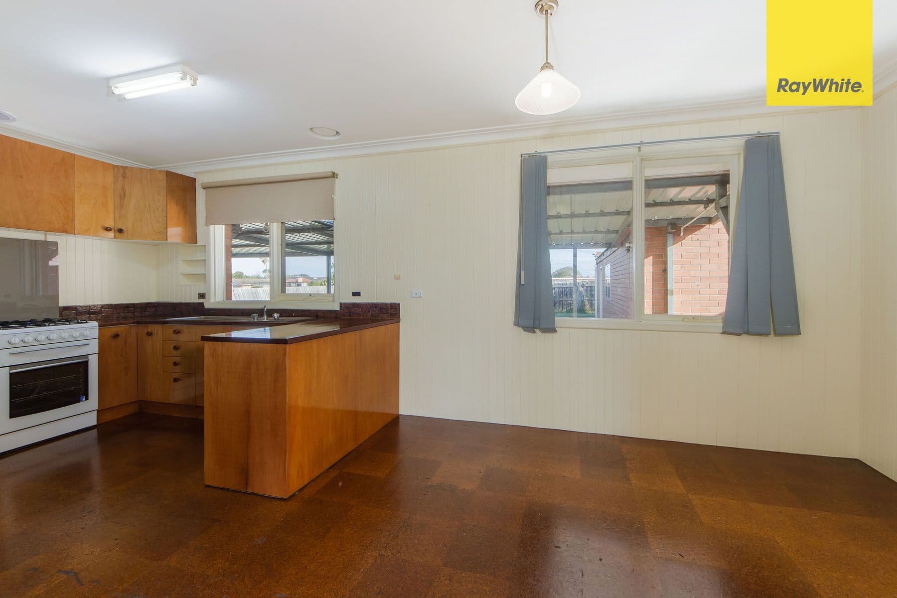 47 Stradbroke Drive, St Albans VIC 3021, St Albans - Thumbnail 3