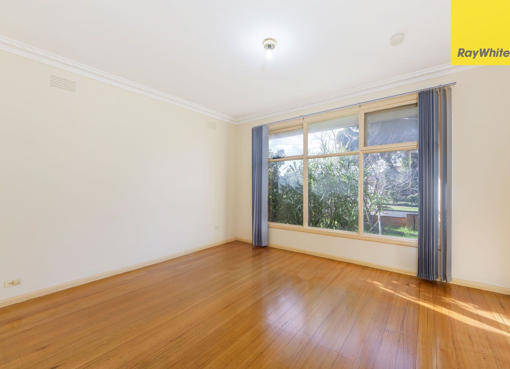 47 Stradbroke Drive, St Albans VIC 3021, St Albans - Thumbnail 5
