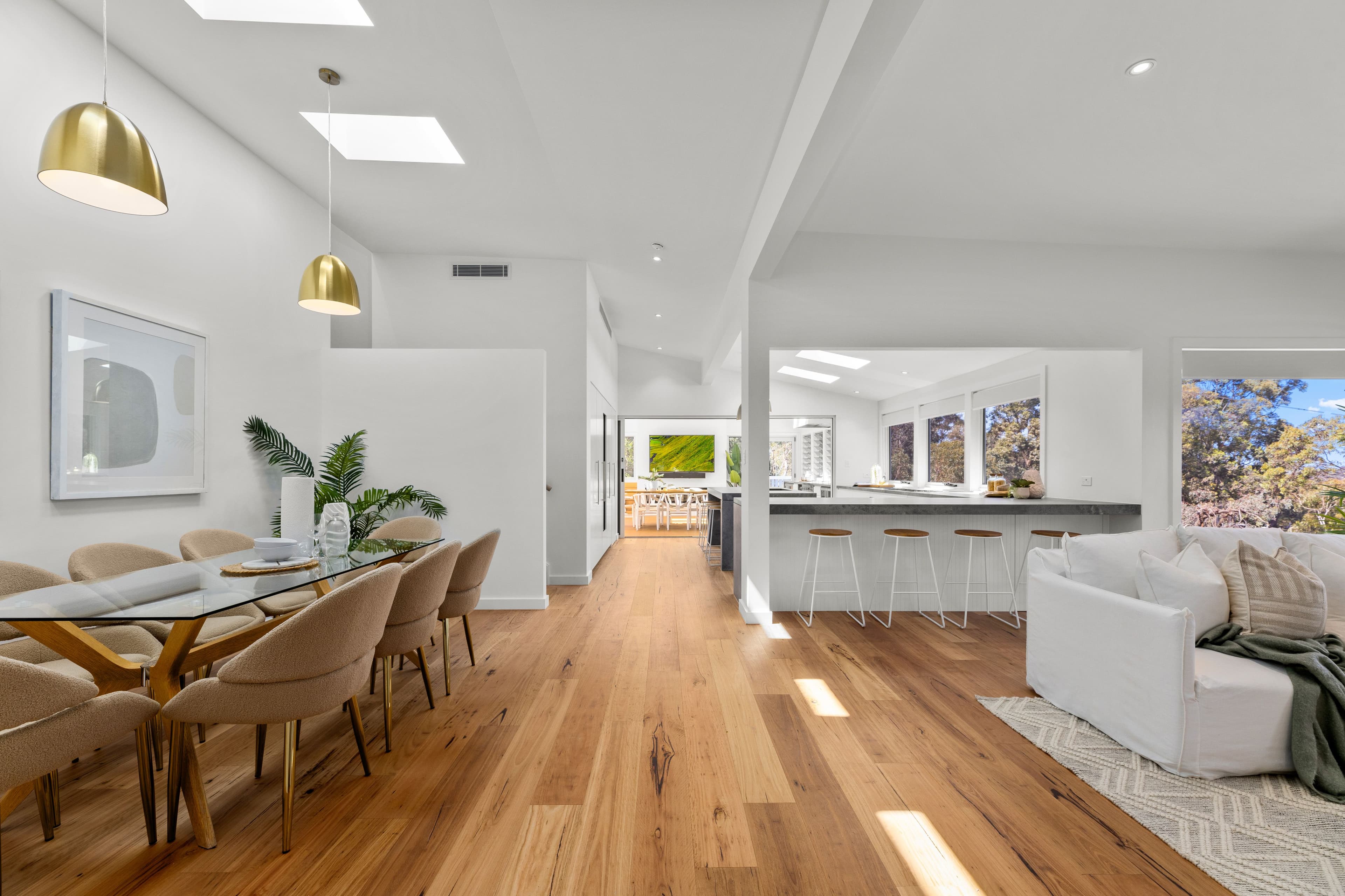 6 Dixon Close, Illawong NSW 2234, Illawong - Thumbnail 7