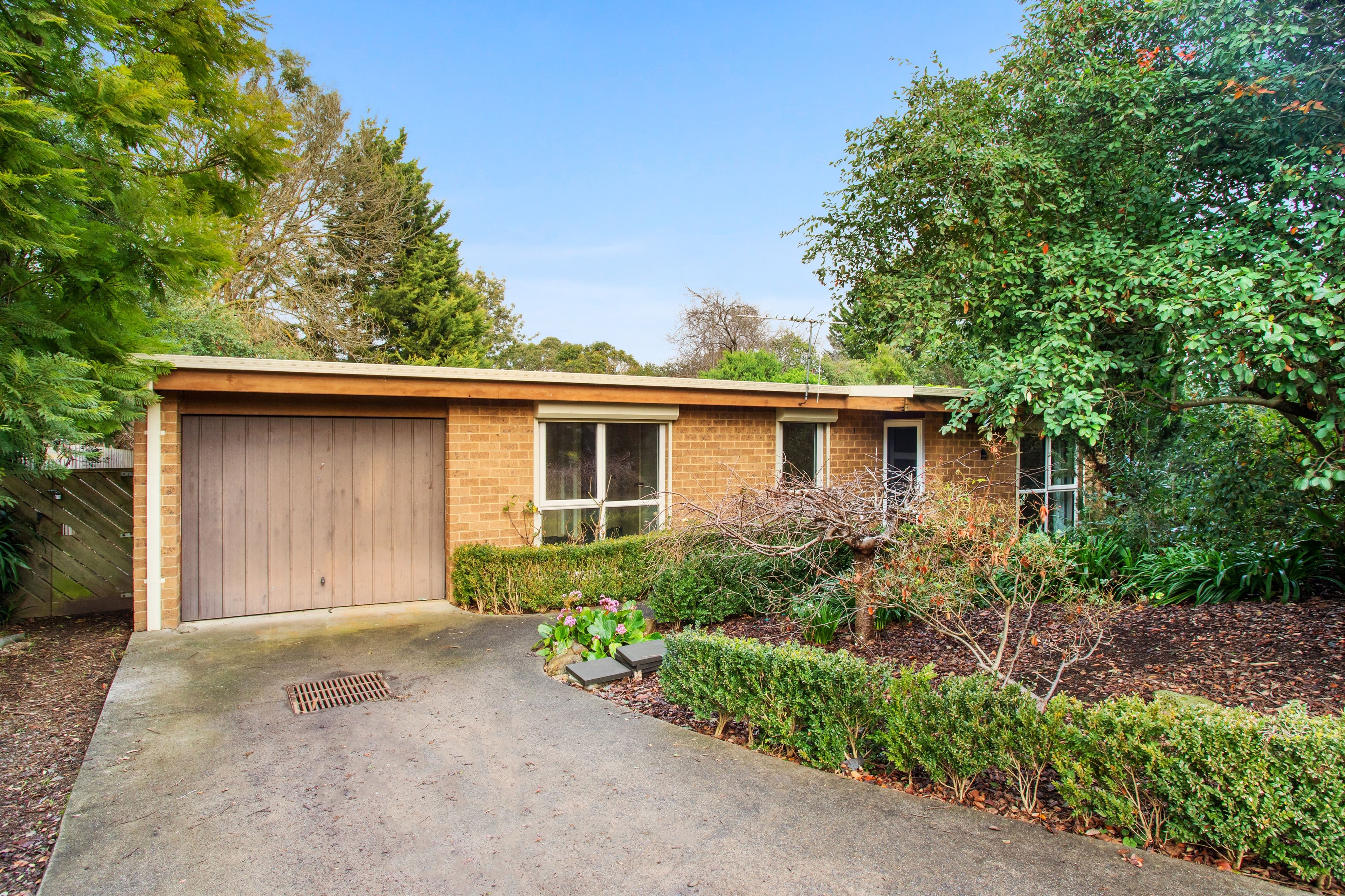42 Colchester Road, Kilsyth VIC 3137, Kilsyth - Image 1