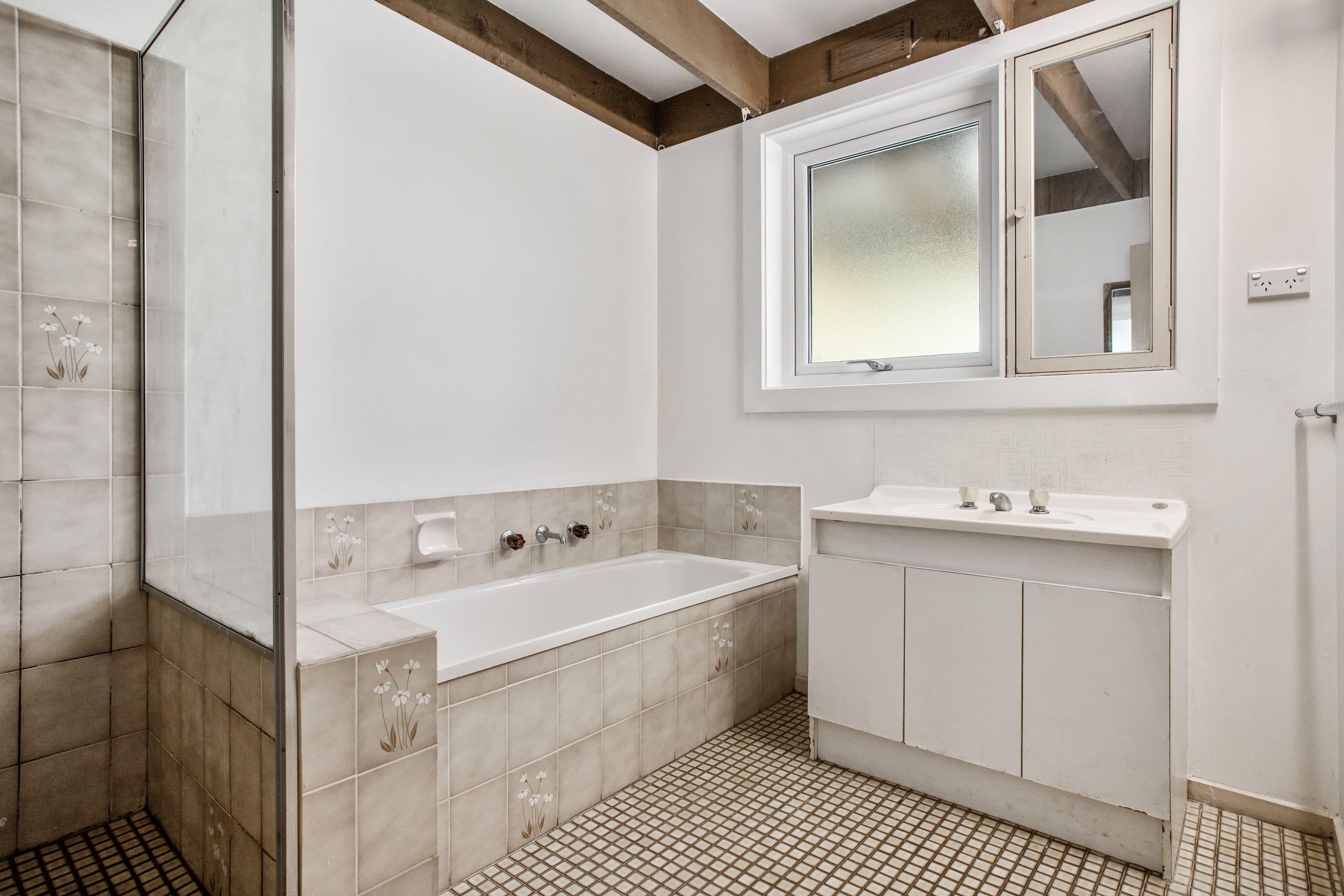 42 Colchester Road, Kilsyth VIC 3137, Kilsyth - Thumbnail 5