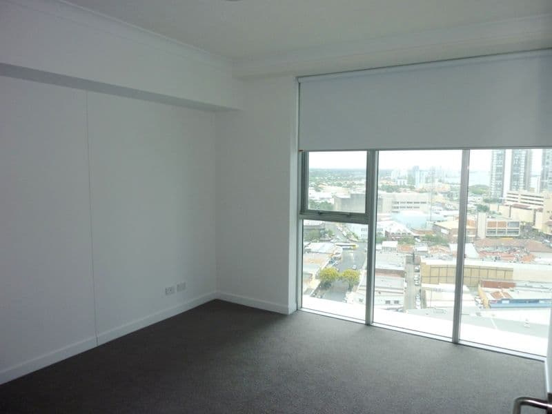 5 Lawson Street, SOUTHPORT QLD 4215, Southport - Thumbnail 4