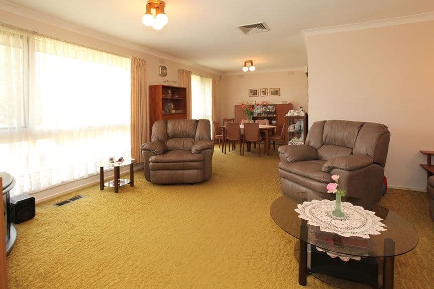 5 Karou Court, GLEN WAVERLEY VIC 3150, Glen Waverley - Thumbnail 2