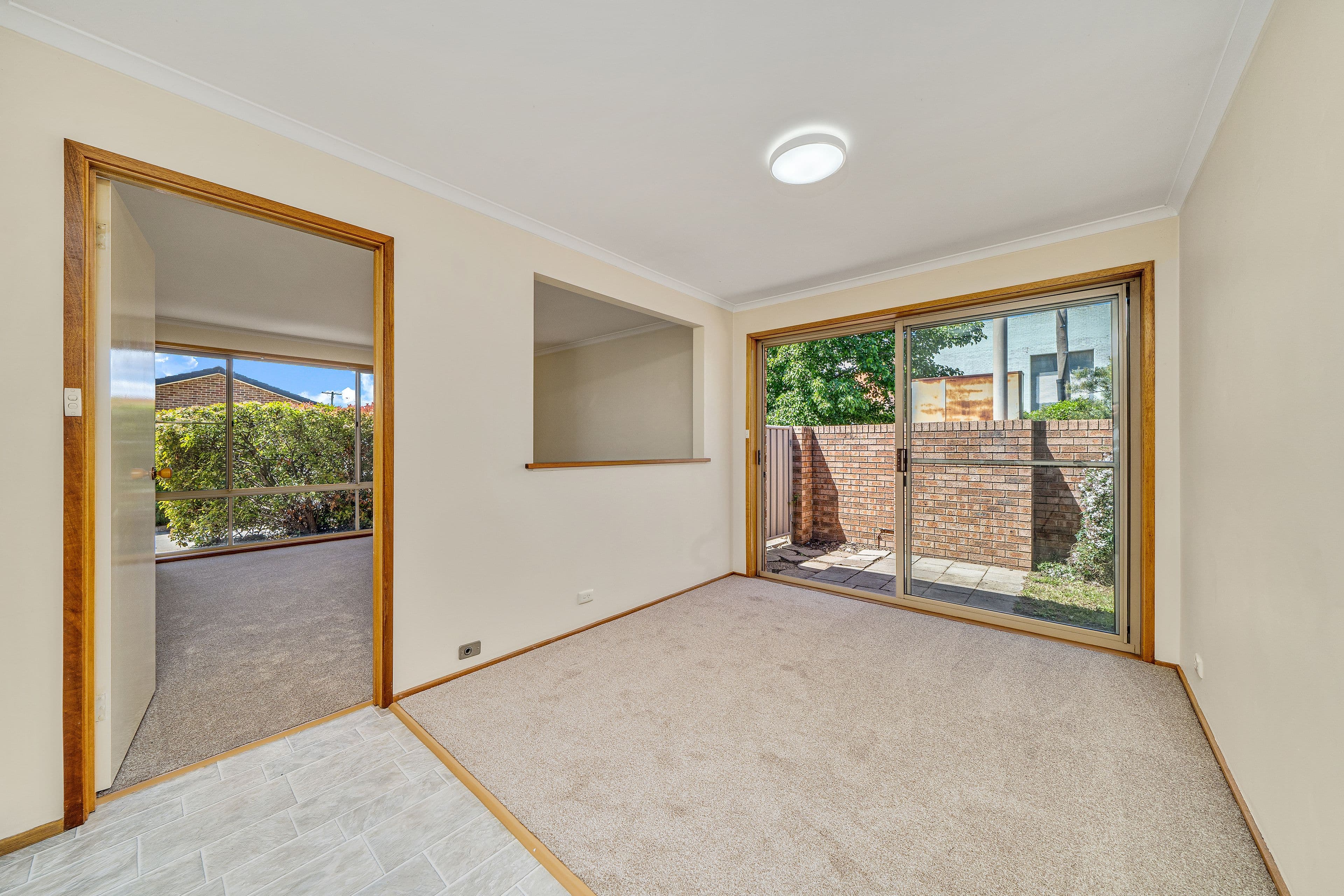 21 Ross Road, Queanbeyan NSW 2620, Queanbeyan - Thumbnail 4