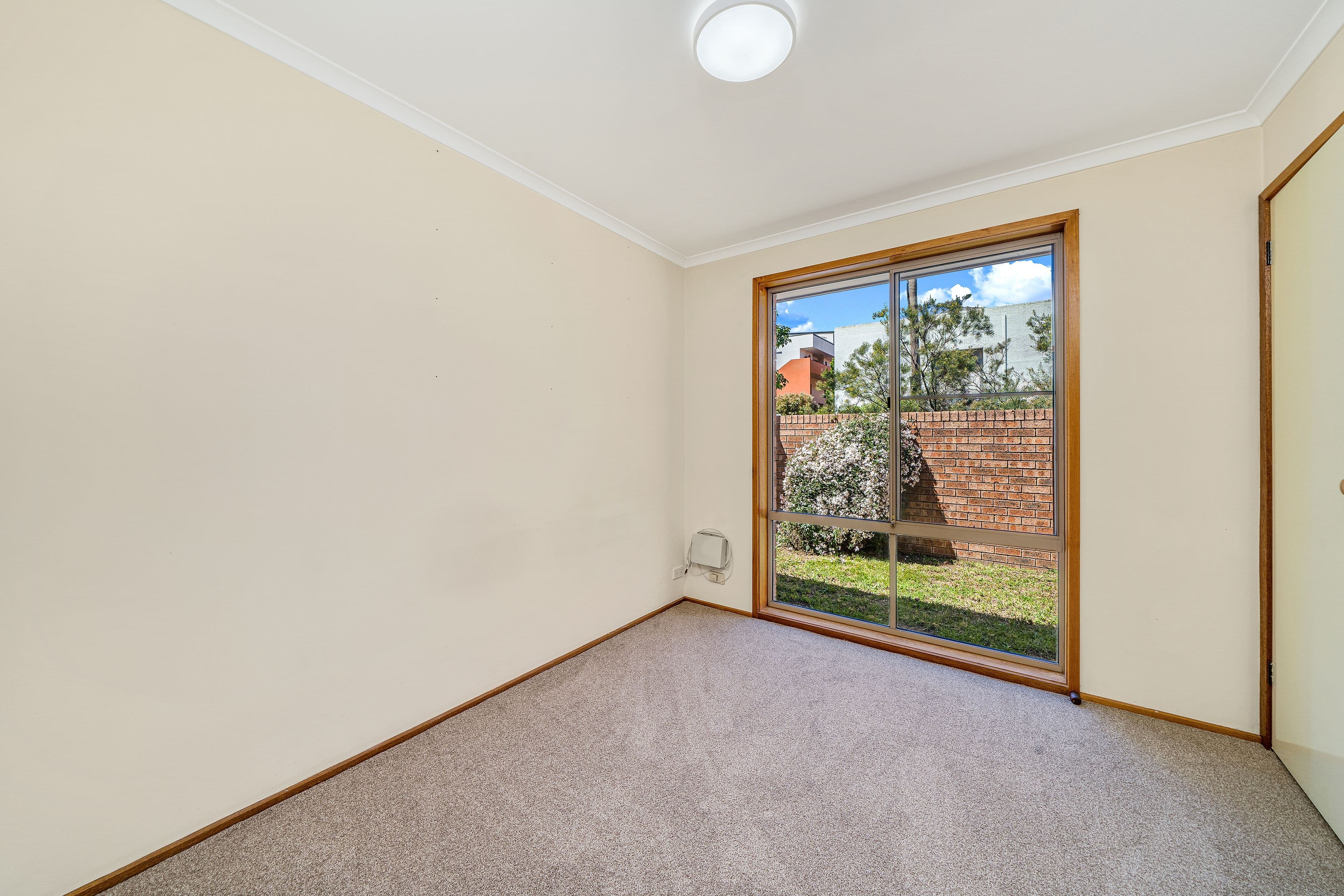 21 Ross Road, Queanbeyan NSW 2620, Queanbeyan - Thumbnail 8