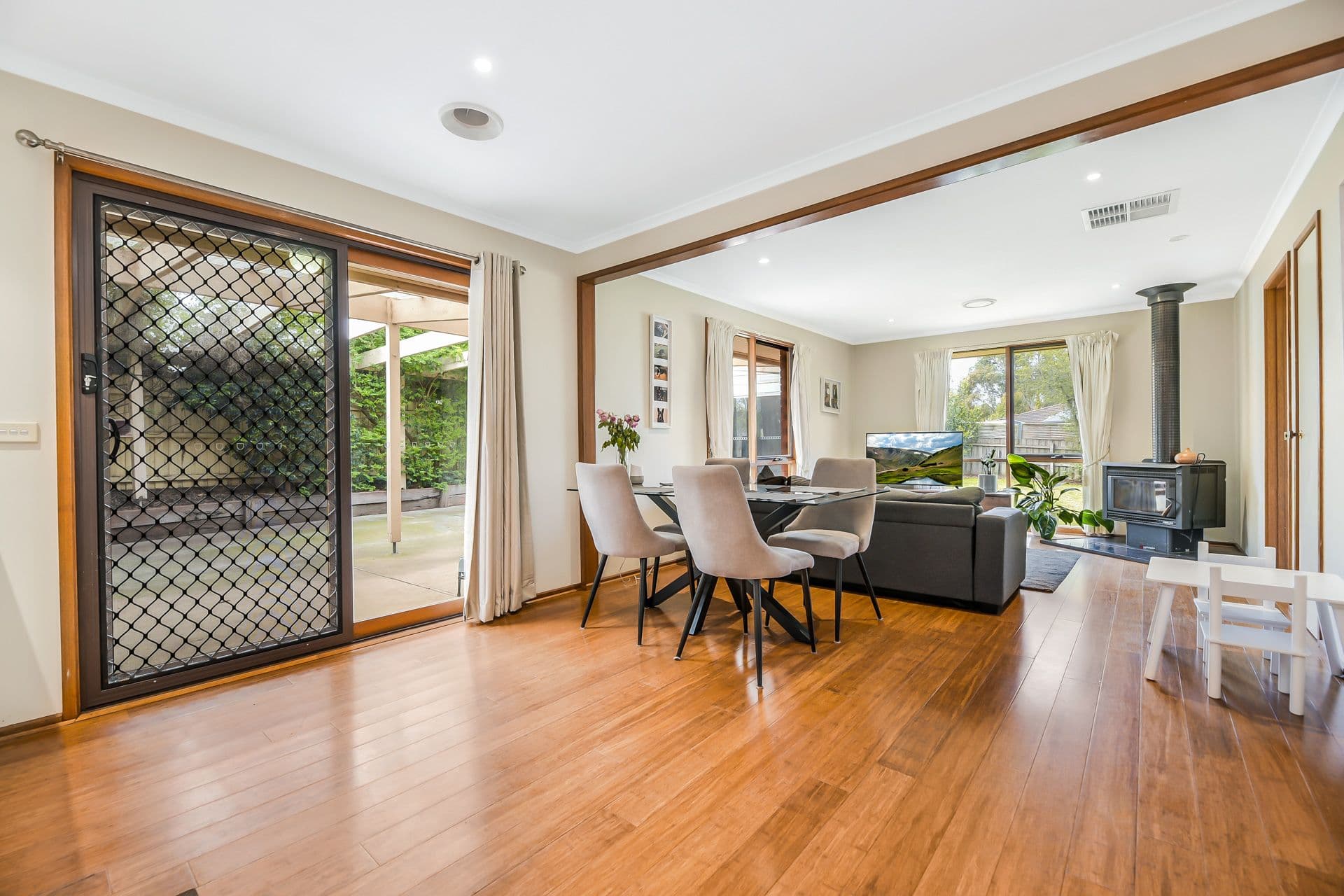 2 Melaleuca Court, Berwick VIC 3806, Berwick - Thumbnail 7