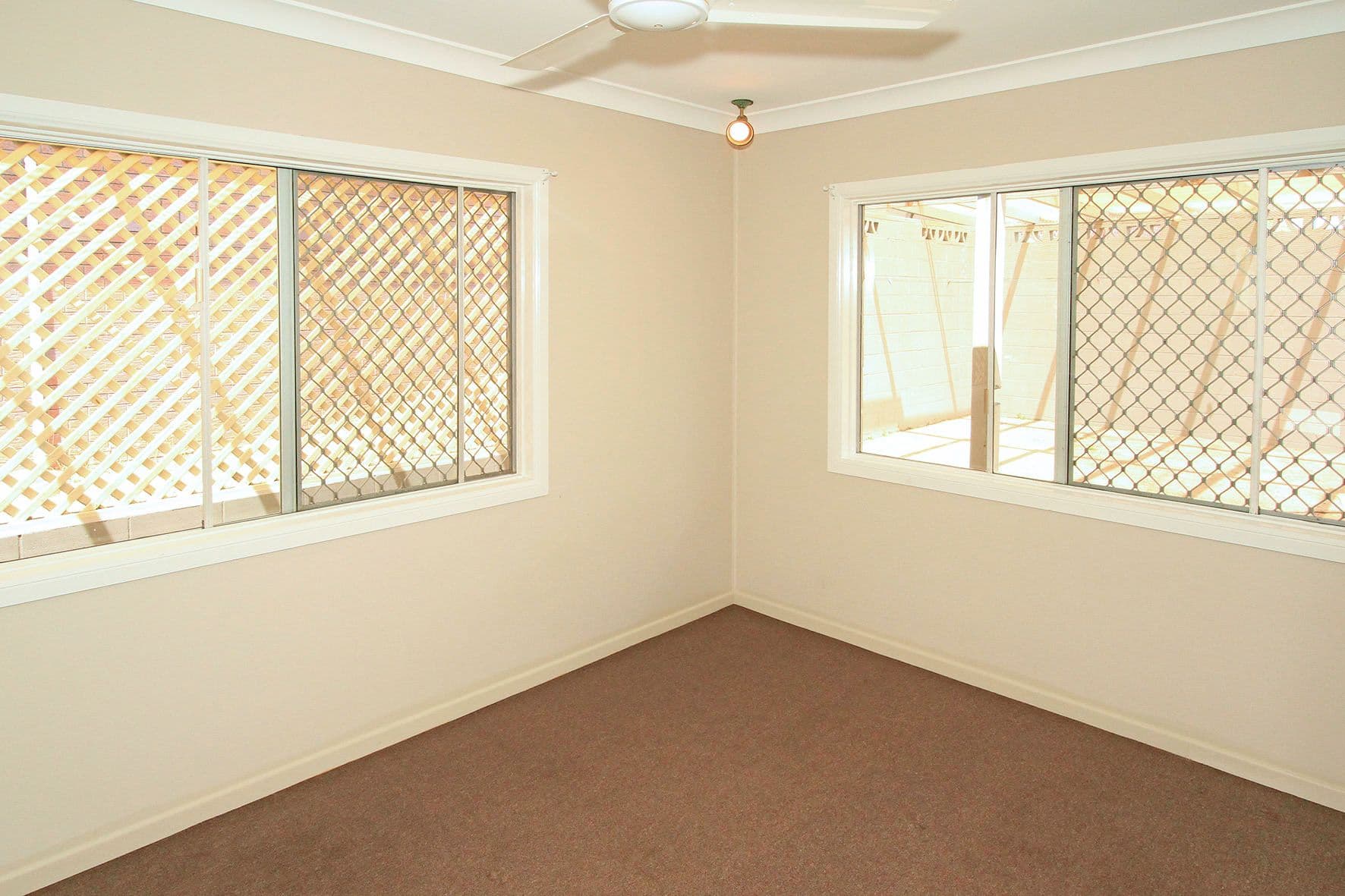 38 MacDonald Street, BARLOWS HILL QLD 4703, Barlows Hill - Thumbnail 7
