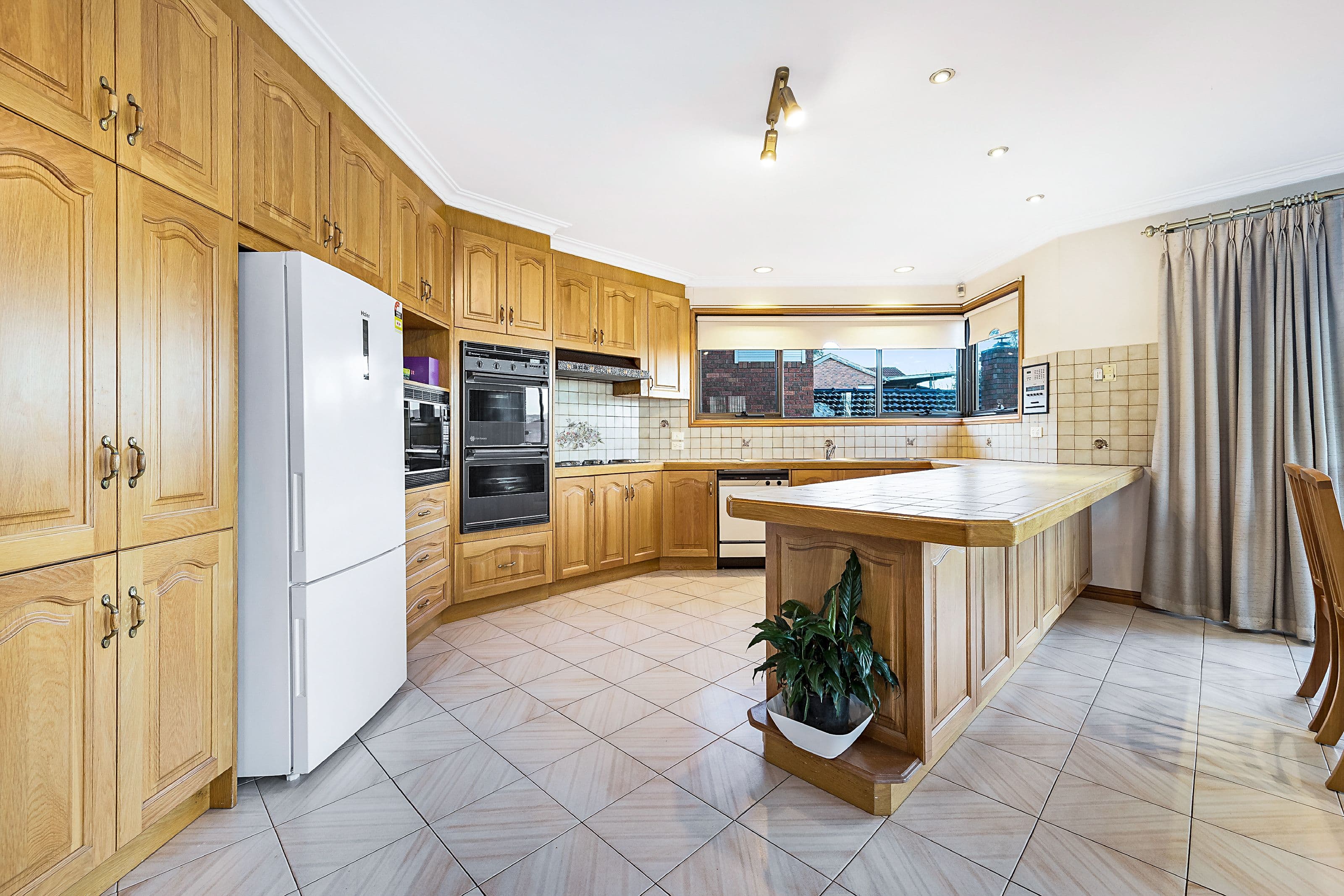 25 Tanya Place, Wheelers Hill VIC 3150, Wheelers Hill - Thumbnail 5