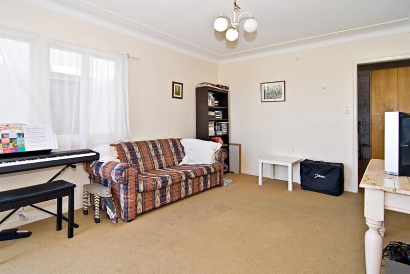 10 Sixth Avenue, WINDSOR QLD 4030, Windsor - Thumbnail 4