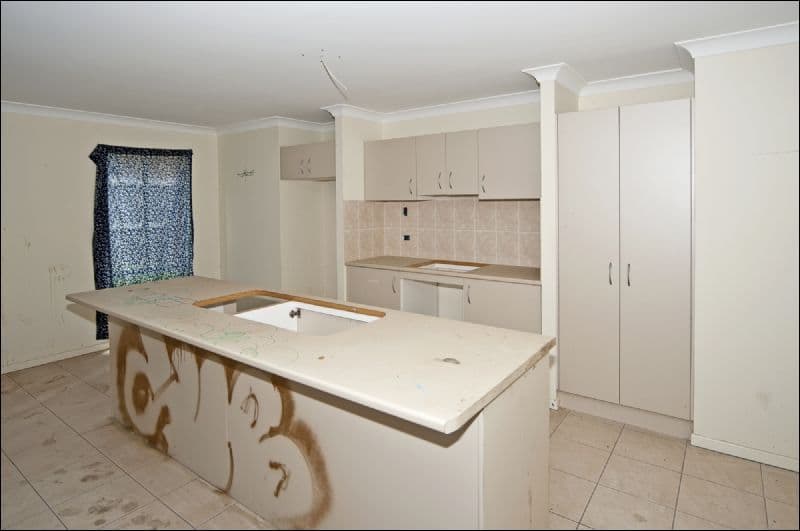 19 Deborah Drive, COLLINGWOOD PARK QLD 4301, Collingwood Park - Thumbnail 8