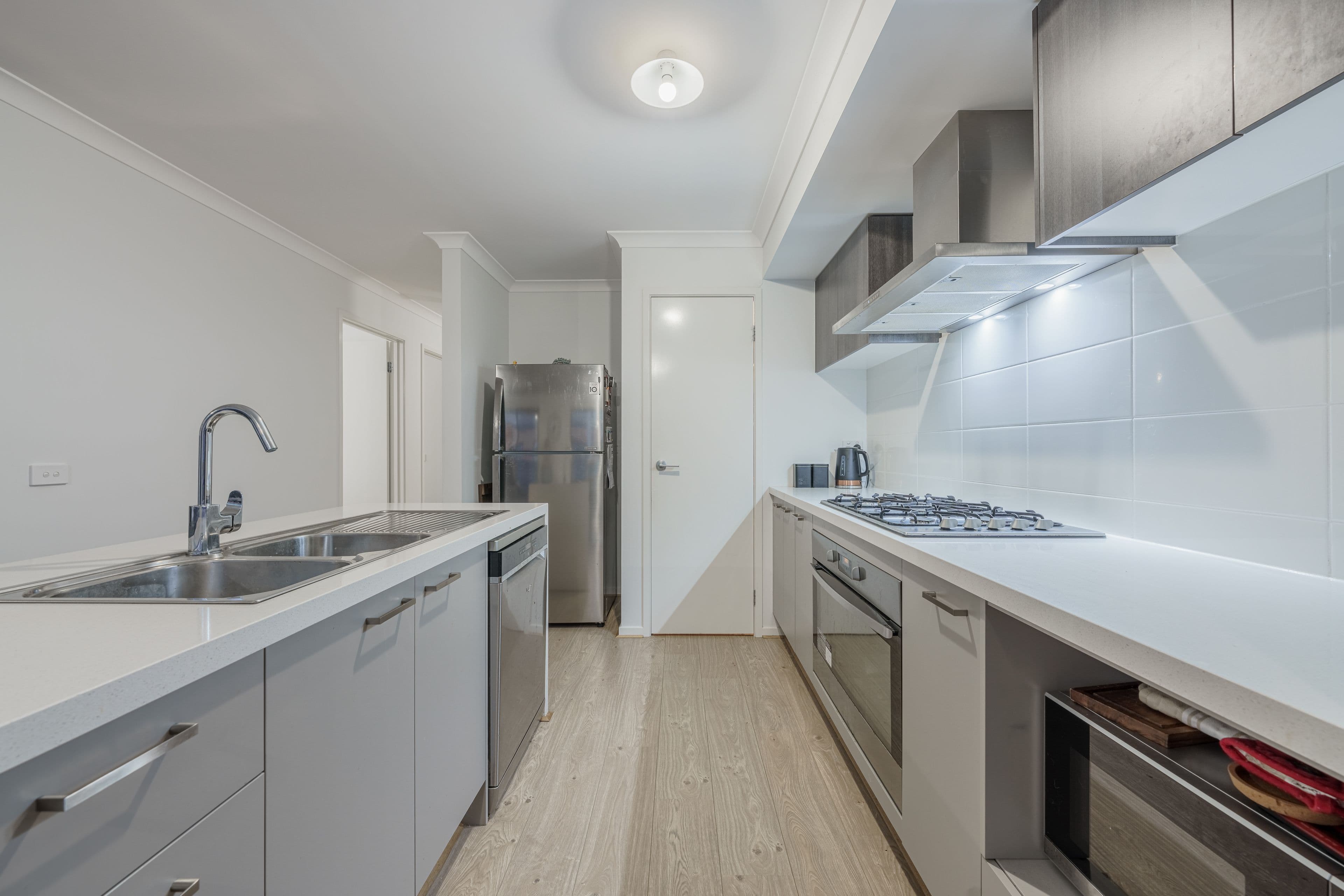 14 Aquatic Drive, Cranbourne West VIC 3977, Cranbourne West - Thumbnail 3