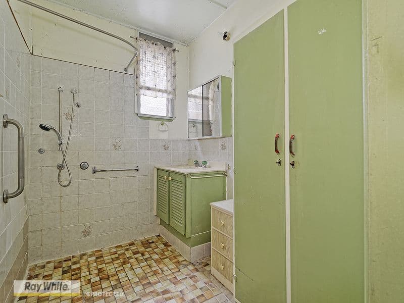 13 Redbank Road, Redcliffe QLD 4020, Redcliffe - Thumbnail 7