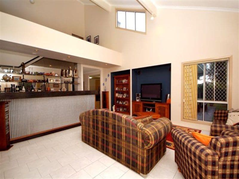 33 Wiangaree Drive, RANGEVILLE QLD 4350, Rangeville - Thumbnail 2