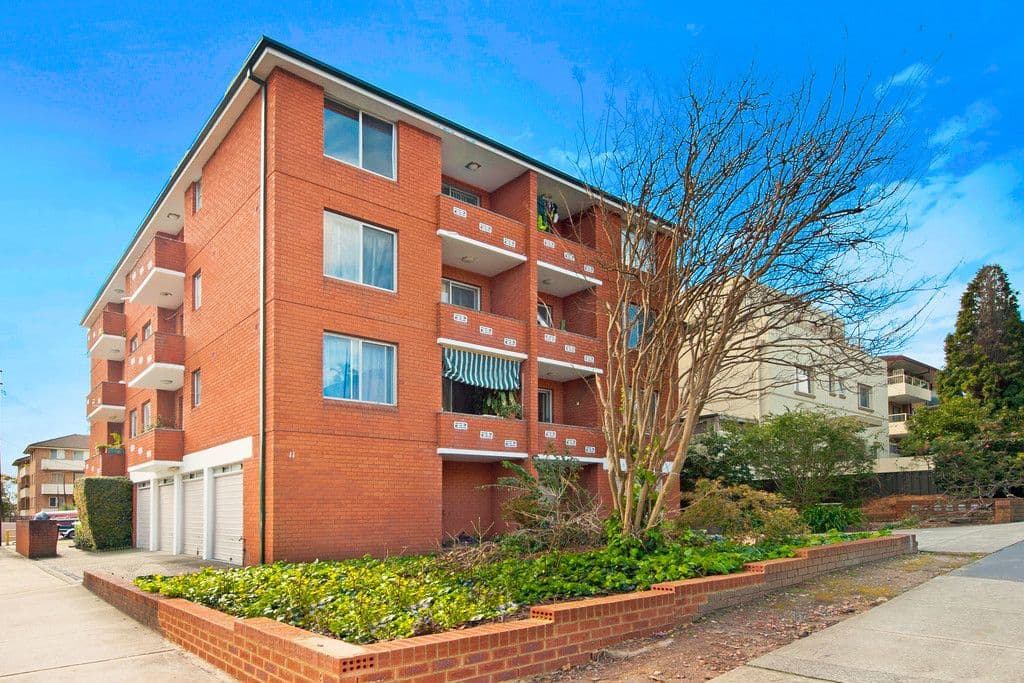 27 McArthur Road, Ivanhoe East, Ivanhoe East - Image 1