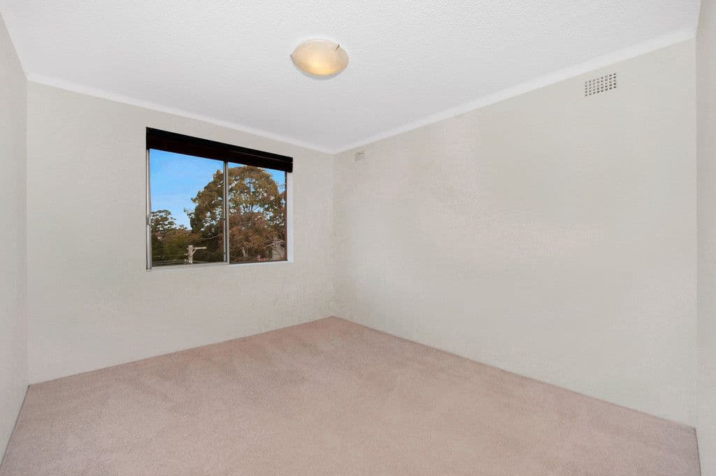 27 McArthur Road, Ivanhoe East, Ivanhoe East - Thumbnail 5