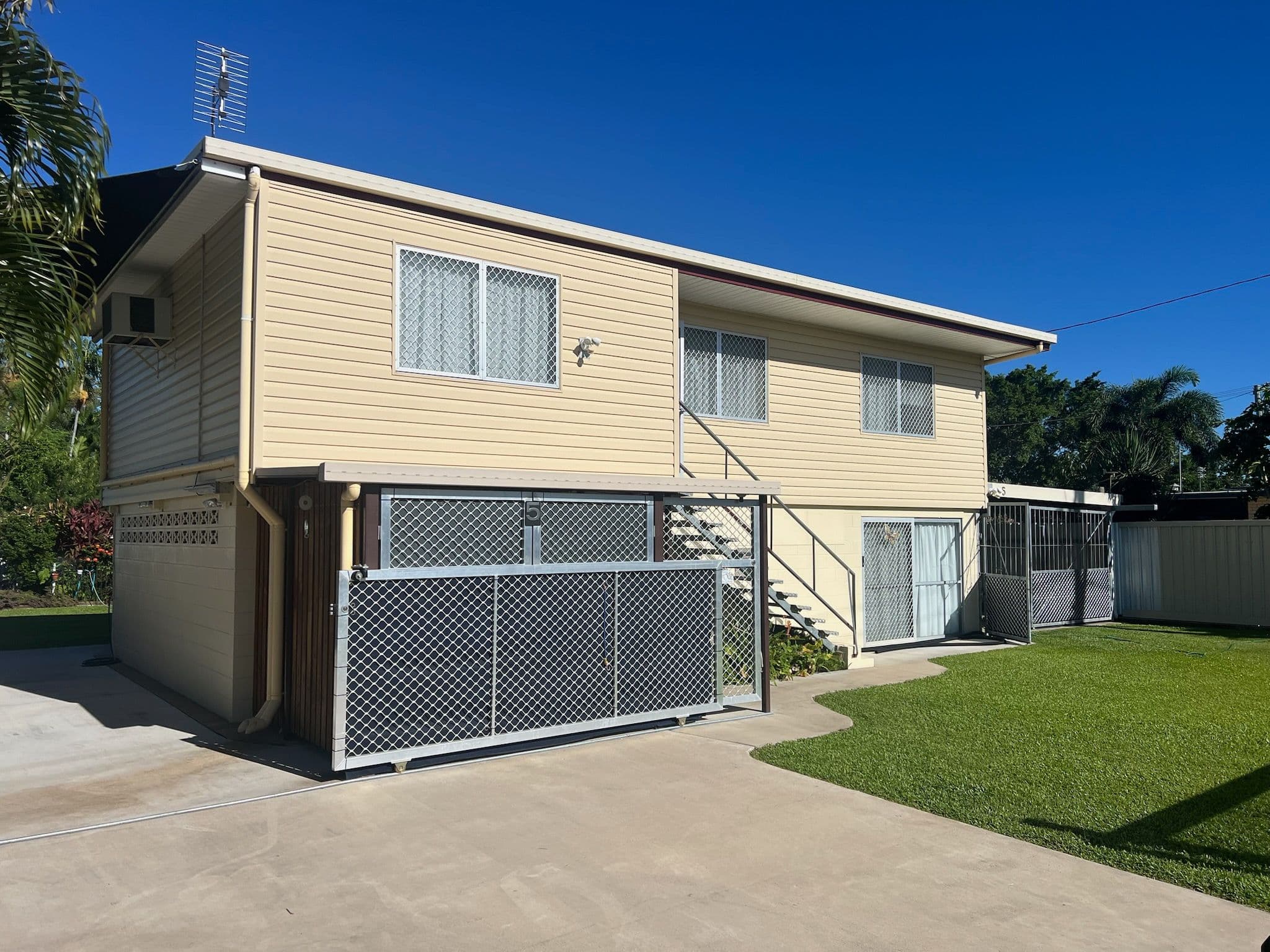 5 Bernarra Street, Rasmussen QLD 4815, Rasmussen - Image 1