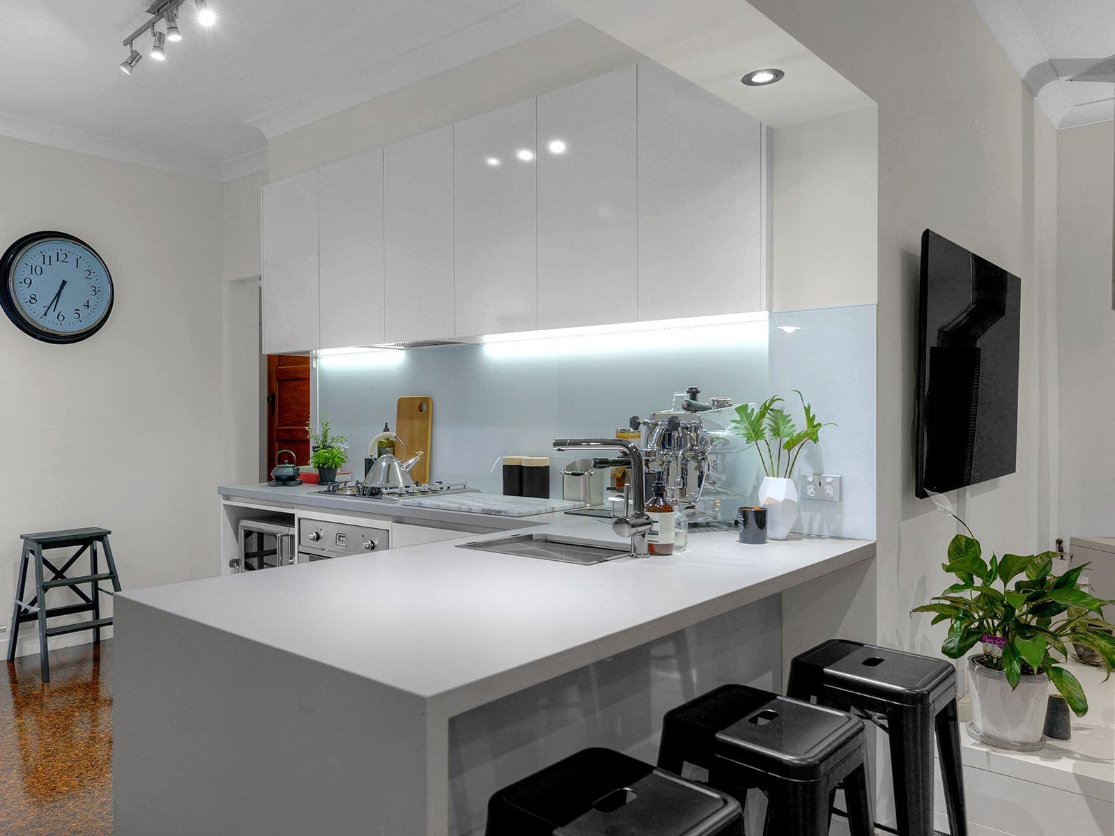27 Campion Avenue, BARDON QLD 4065, Bardon - Thumbnail 5
