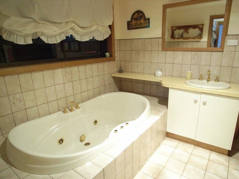 1 King Richard Drive, SHEPPARTON VIC 3630, Shepparton - Thumbnail 5