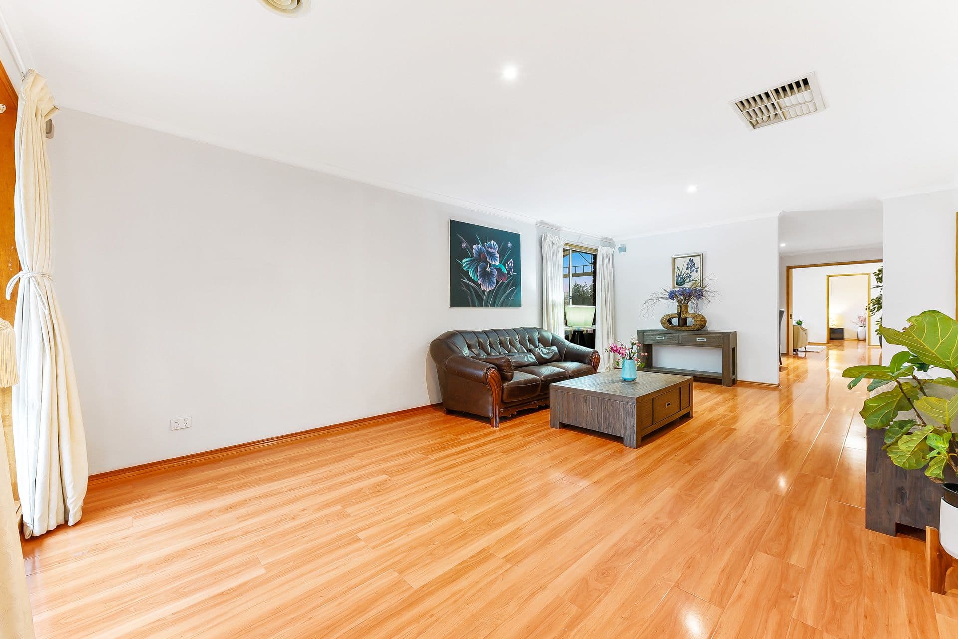 38 Jarryd Crescent, Berwick VIC 3806, Berwick - Thumbnail 3