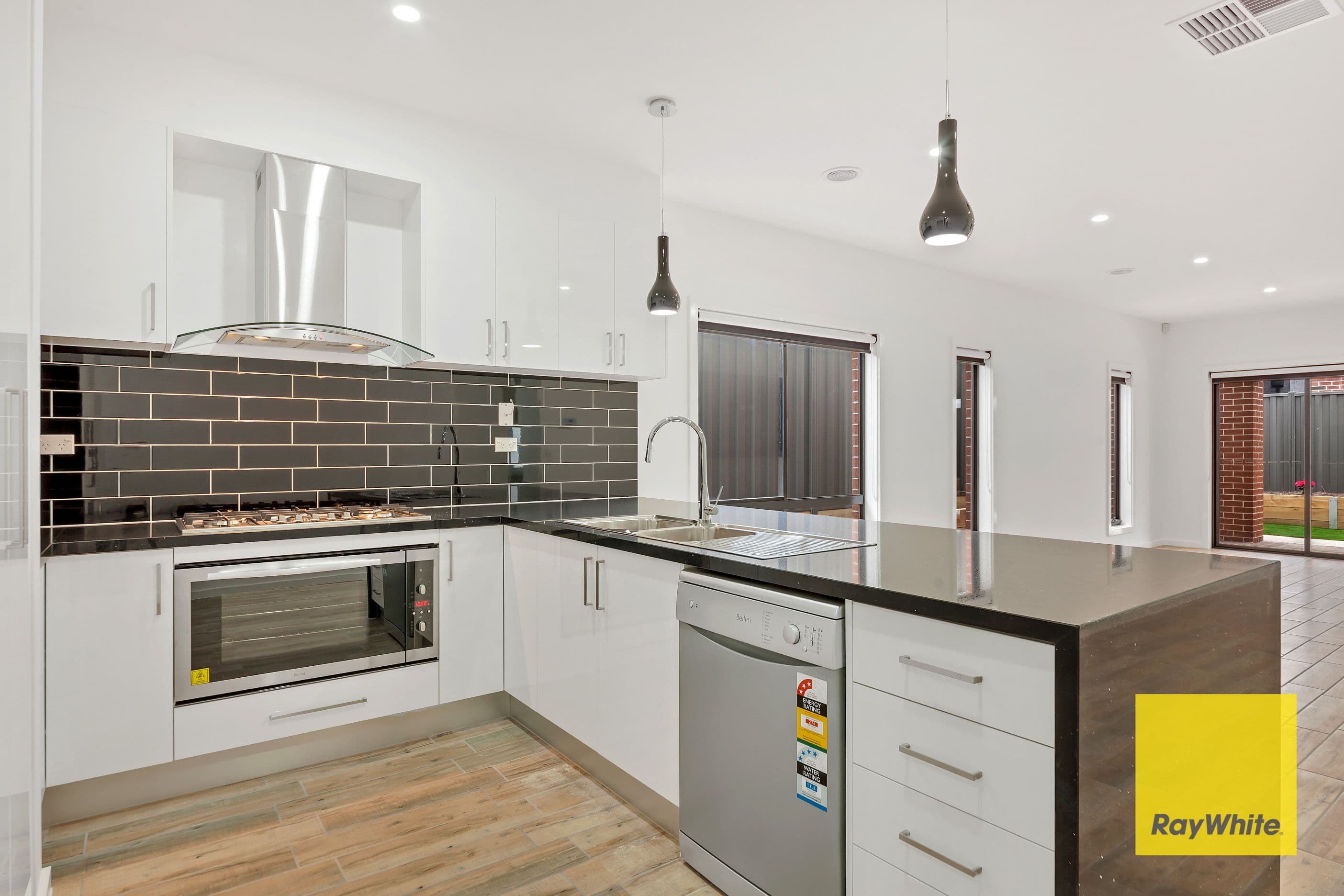 44 Quarter Street, ROXBURGH PARK VIC 3064, Roxburgh Park - Thumbnail 2