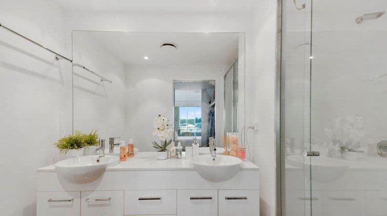 41 Harbour Town Drive, Biggera Waters QLD 4216, Biggera Waters - Thumbnail 3
