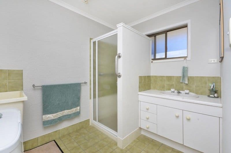 27 Bunowen Street, FERNY GROVE QLD 4055, Ferny Grove - Thumbnail 5