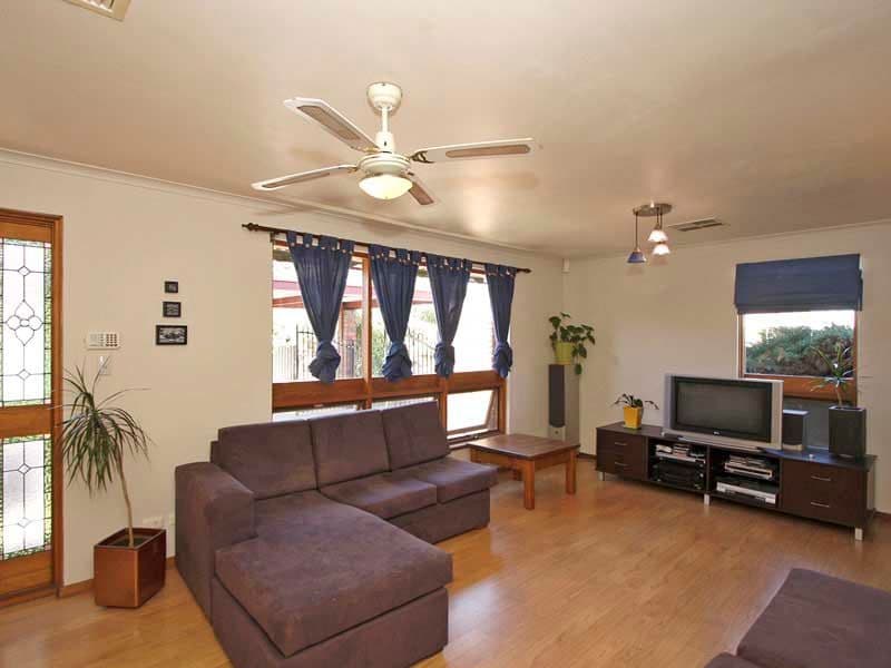 17 Hollins Street, OLD NOARLUNGA SA 5168, Old Noarlunga - Thumbnail 3