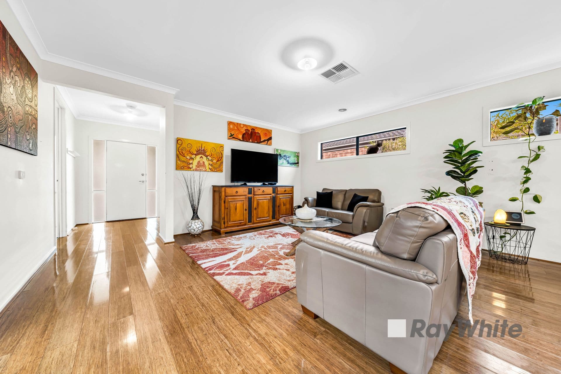 9 Prosperity Avenue, Cranbourne North VIC 3977, Cranbourne North - Thumbnail 2