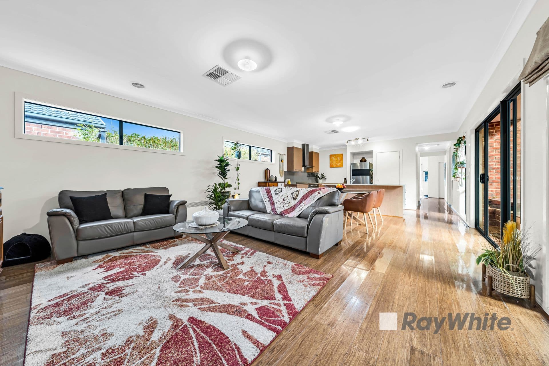 9 Prosperity Avenue, Cranbourne North VIC 3977, Cranbourne North - Thumbnail 3