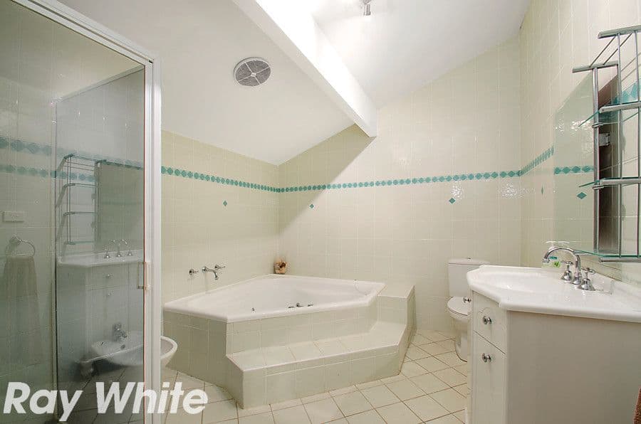 25 Oleander Avenue, BAULKHAM HILLS NSW 2153, Baulkham Hills - Thumbnail 5