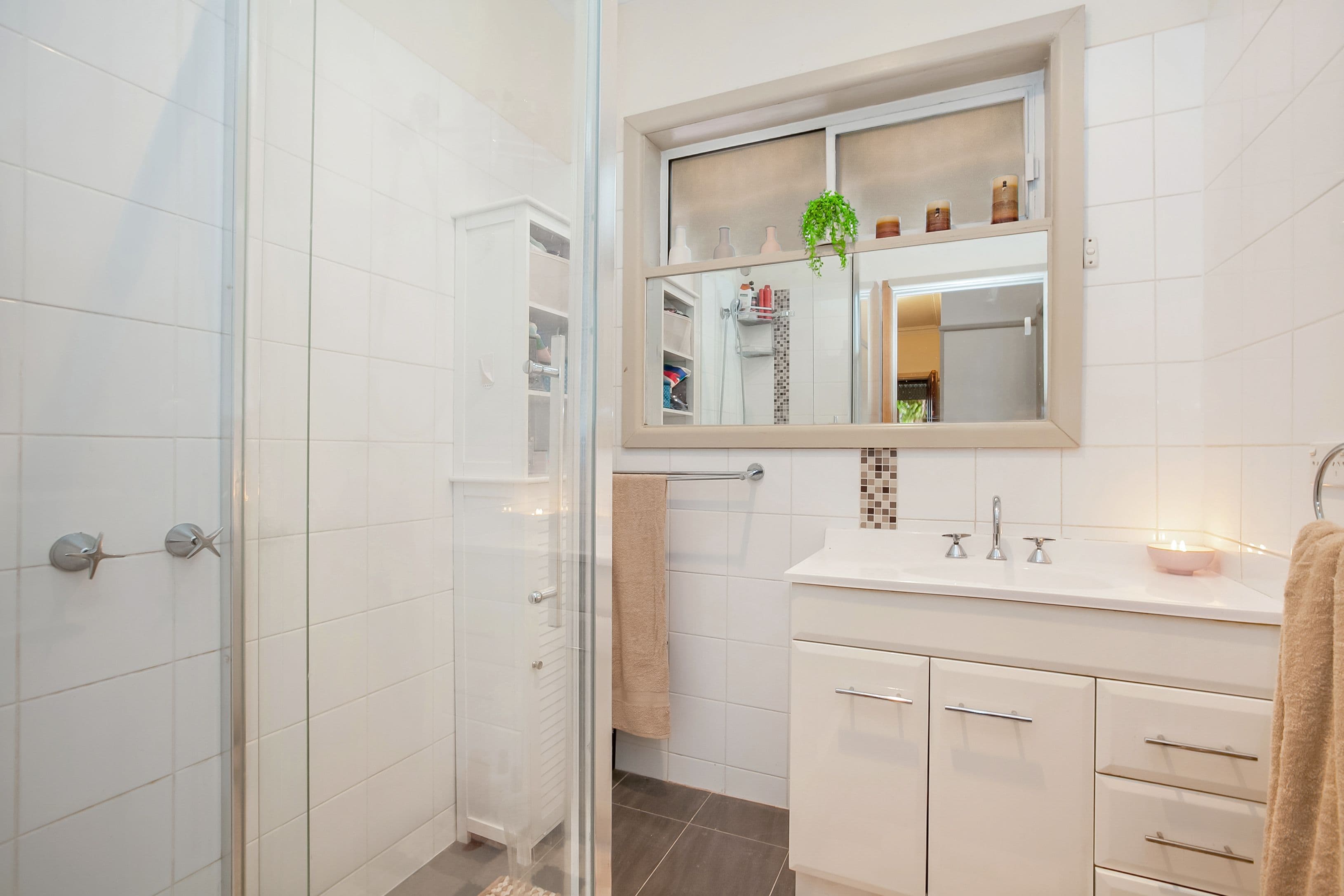 56 Rathcown Road, Reservoir VIC 3073, Reservoir - Thumbnail 8