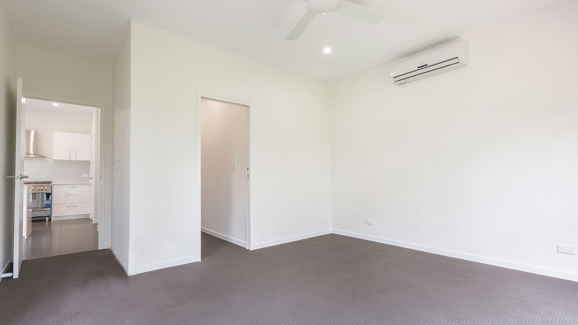 5 Birdie Place, Carbrook QLD 4130, Carbrook - Thumbnail 5