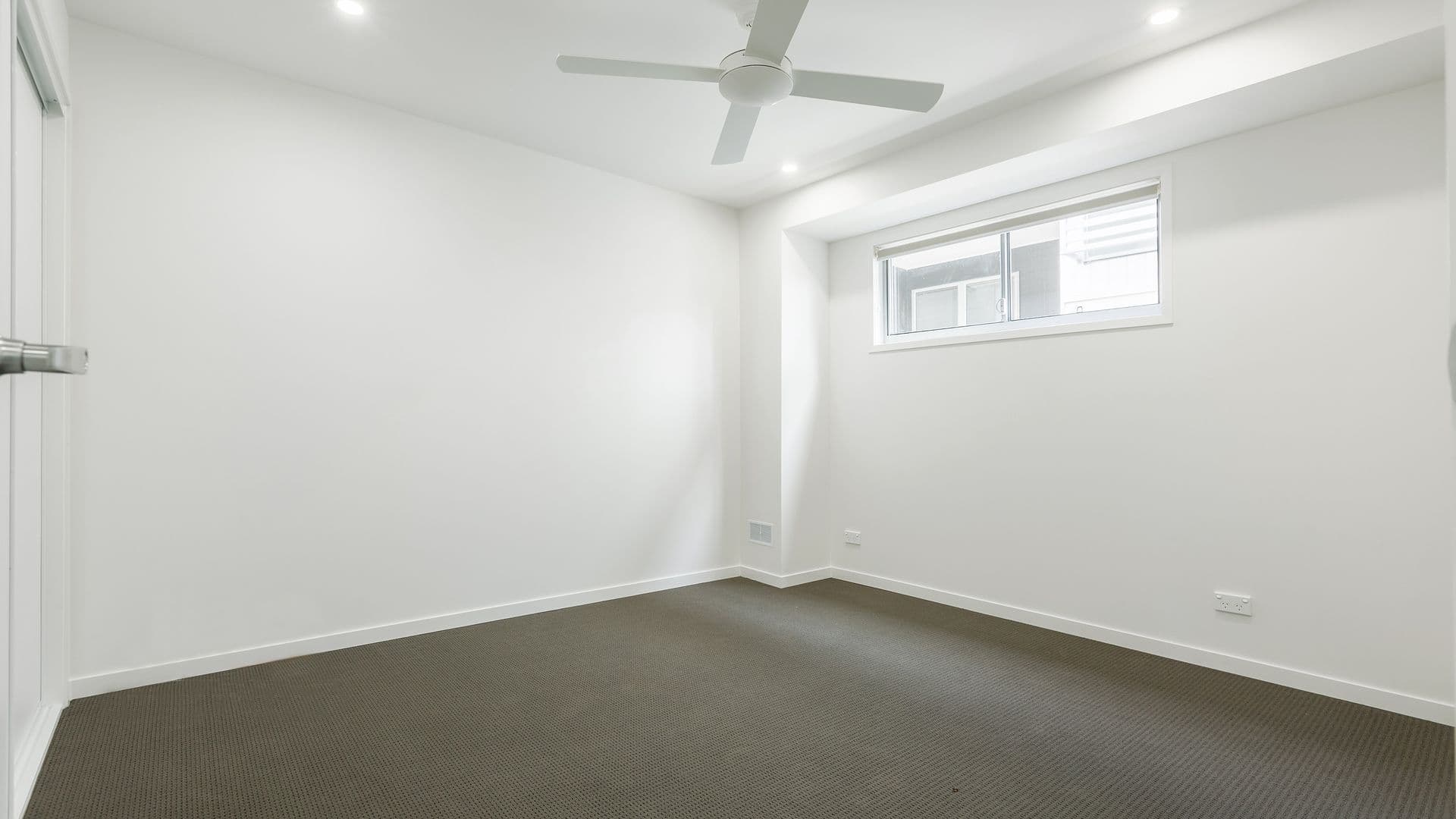 5 Birdie Place, Carbrook QLD 4130, Carbrook - Thumbnail 7