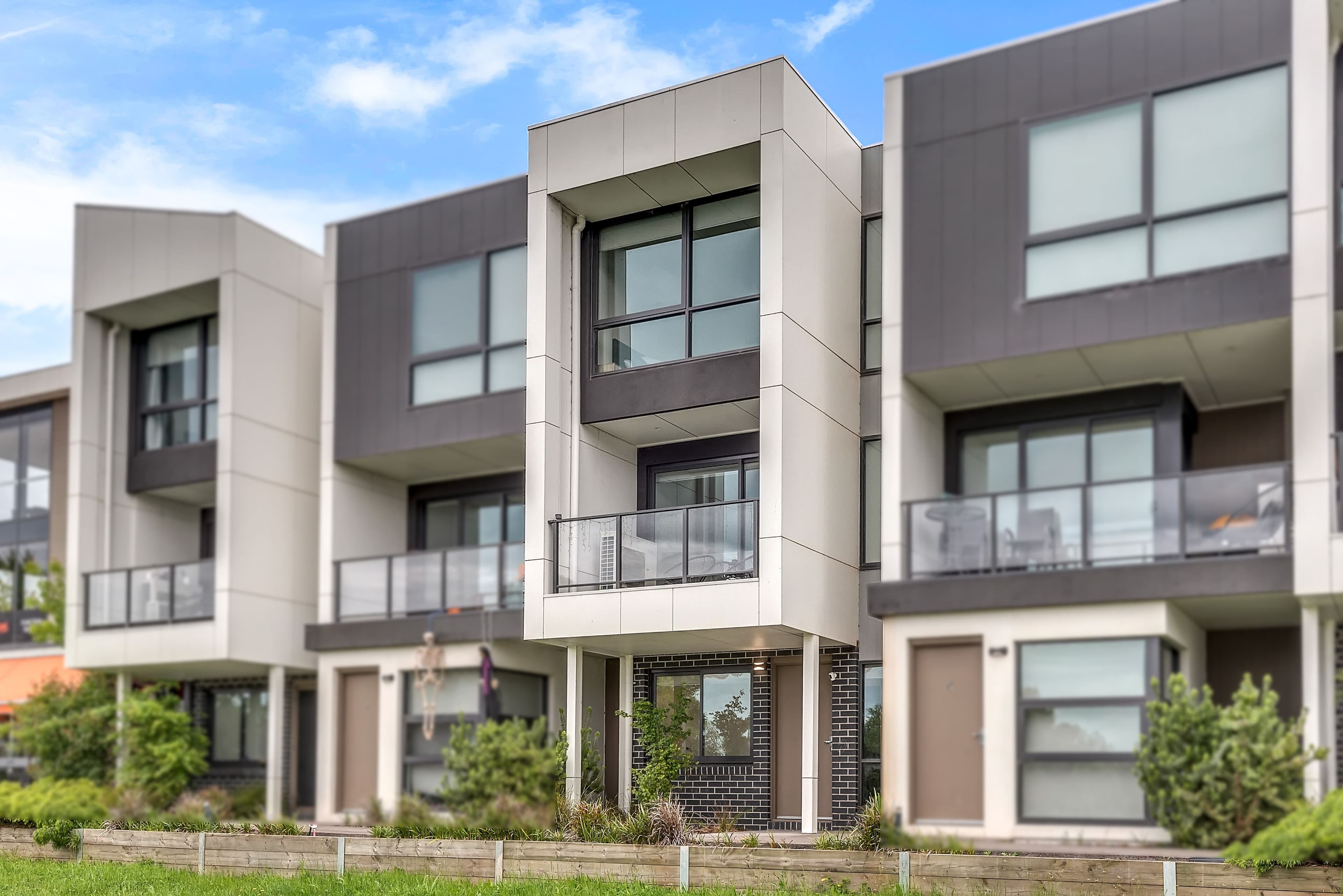 70 Hazel Glen Drive, Doreen VIC 3754, Doreen - Thumbnail 2
