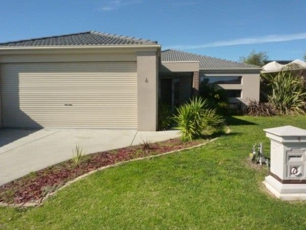 4 Bernard Place, CARRUM DOWNS VIC 3201, Carrum Downs - Thumbnail 8