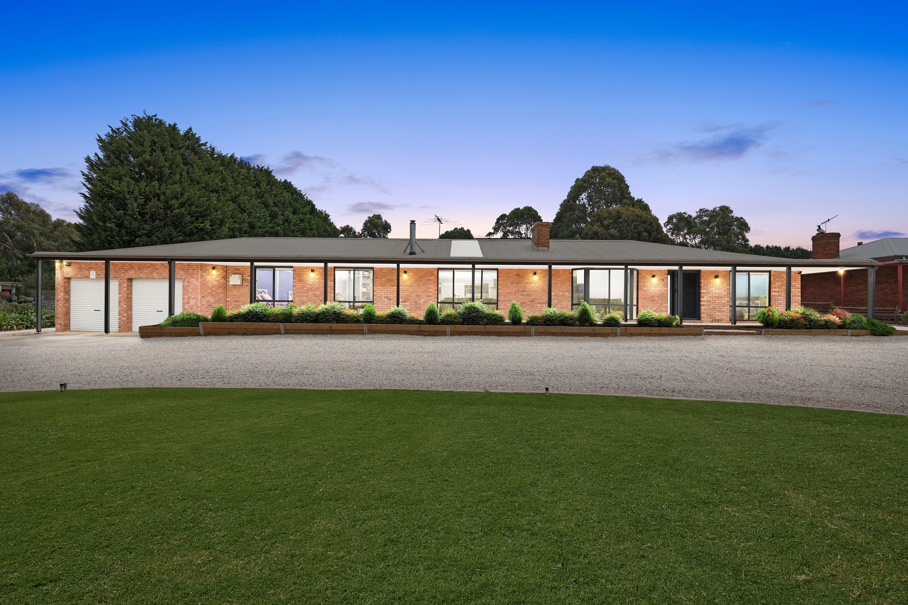 16 King William Drive, Wallan VIC 3756, Wallan - Image 1