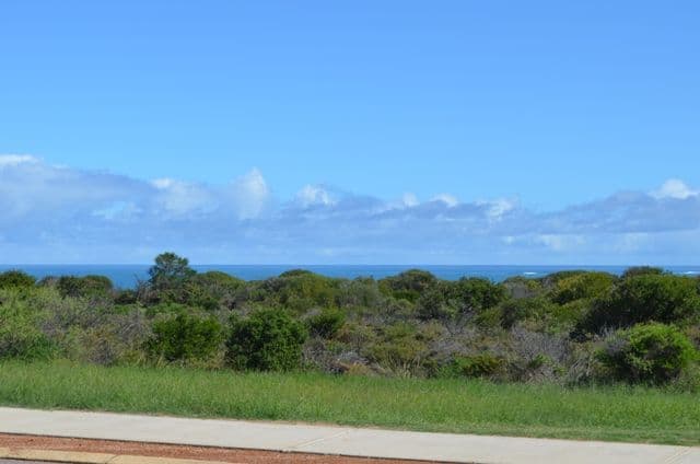 13 Waverley Street, Mount Tarcoola WA 6530, Mount Tarcoola - Thumbnail 2