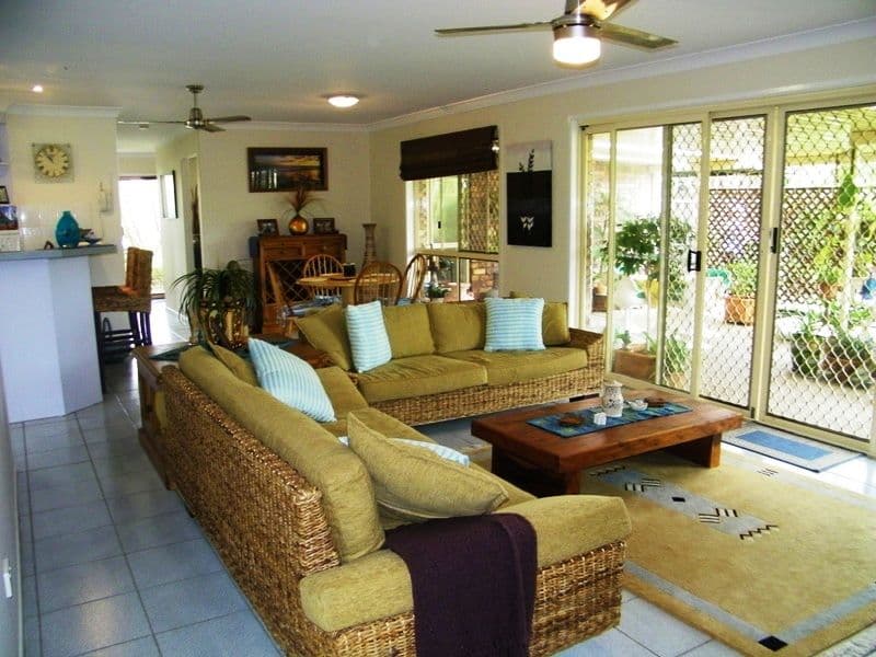 8 Mark Court, RACEVIEW QLD 4305, Raceview - Thumbnail 4