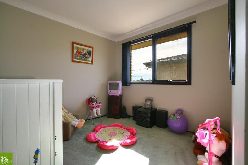 18  Goolagong Circuit, MOUNT WARRIGAL NSW 2528, Mount Warrigal - Thumbnail 8