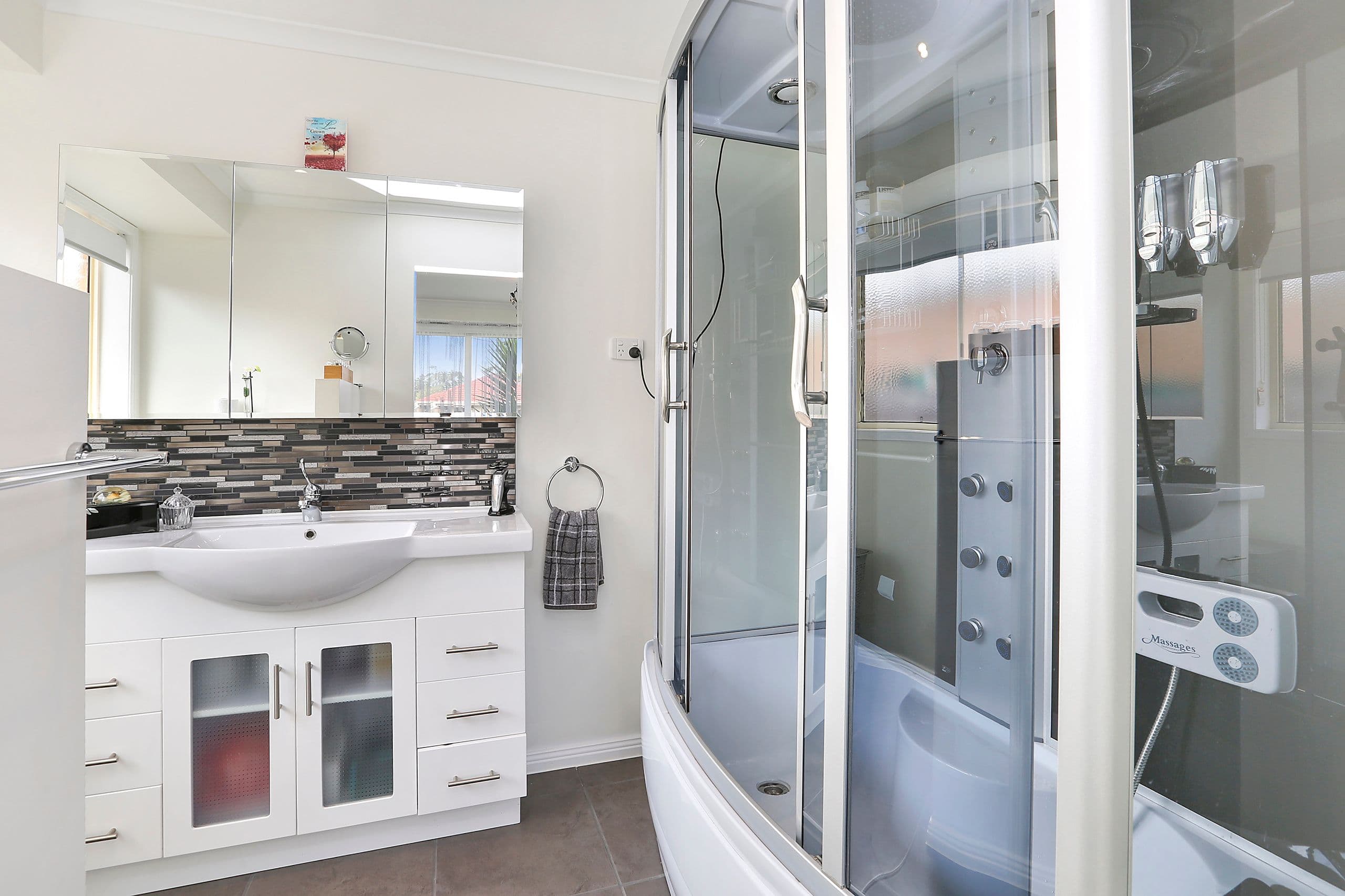 14 Mark Street, Lara VIC 3212, Lara - Thumbnail 8
