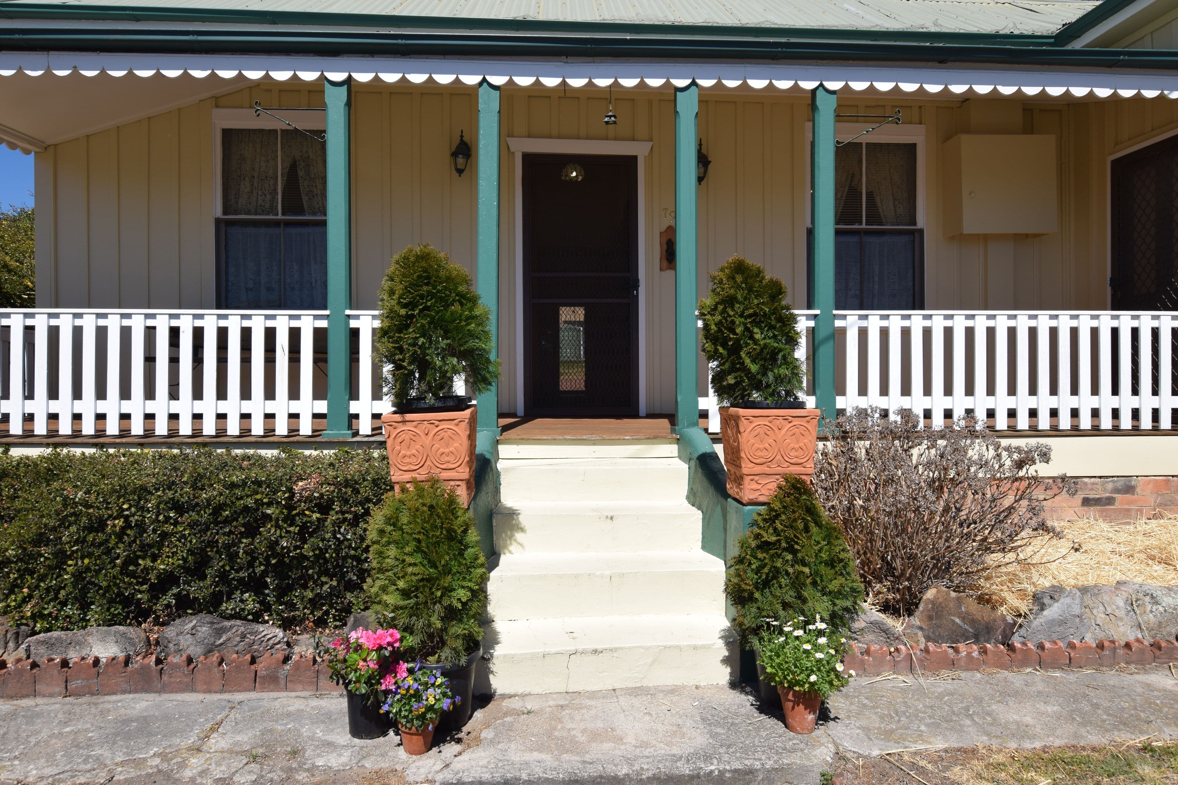 79 Miles Street, Tenterfield - Thumbnail 2