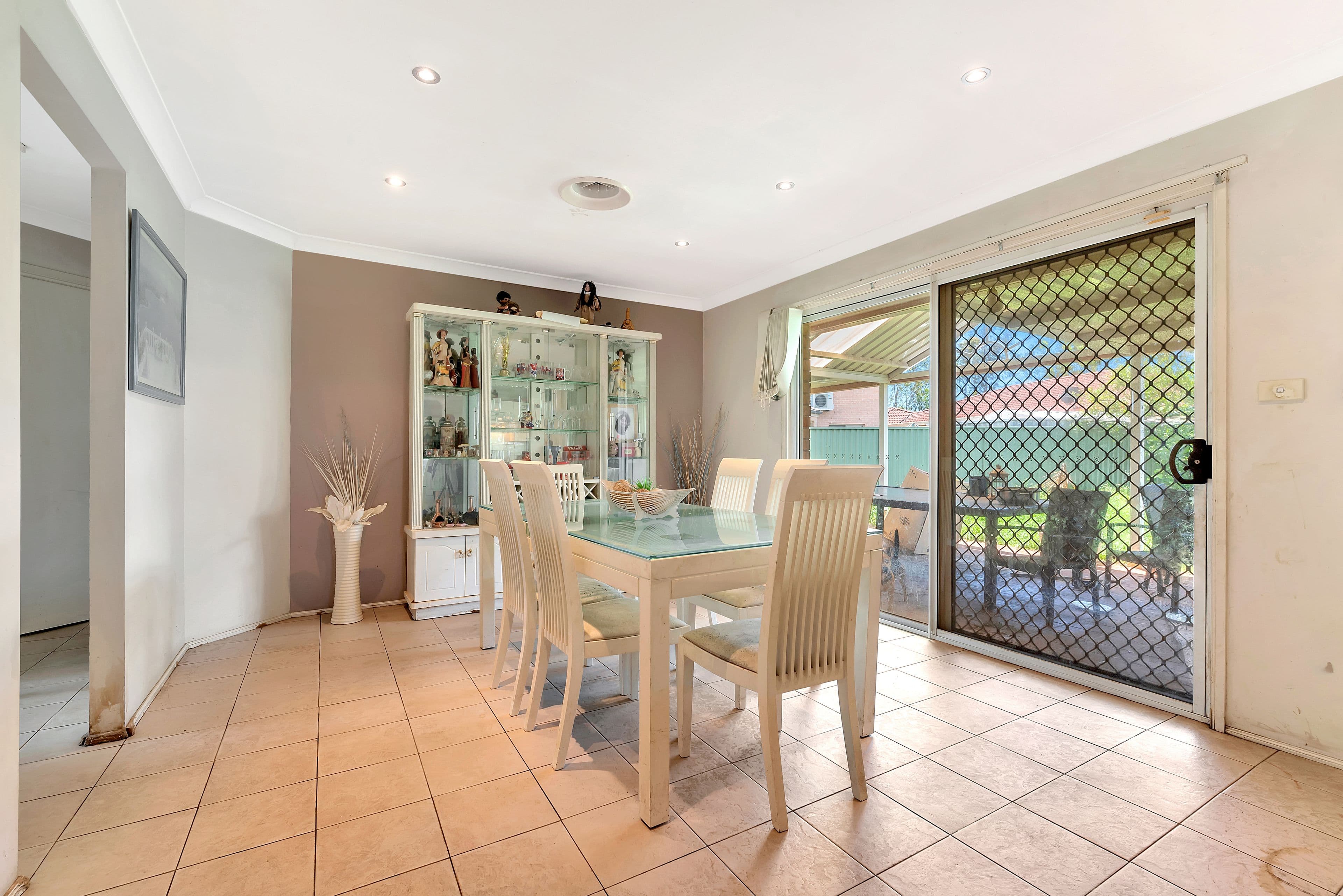 4 D'Inzeo Place, Hinchinbrook - Thumbnail 3