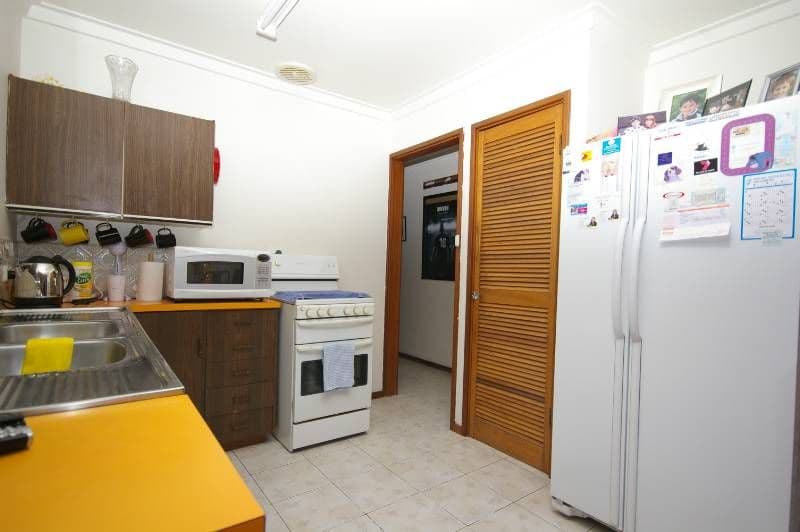 63 Nanovich Avenue, GIRRAWHEEN WA 6064, Girrawheen - Thumbnail 2